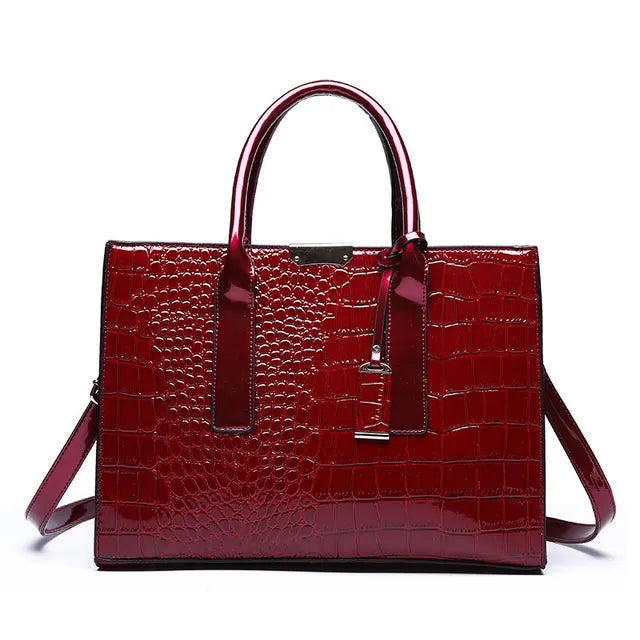 Bolsa de Ombro Feminina em Couro de Jacaré Zirta Croco